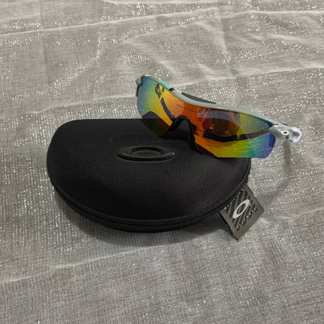 KACAMATA SPORT OAKLEY POLARIZED FRAME