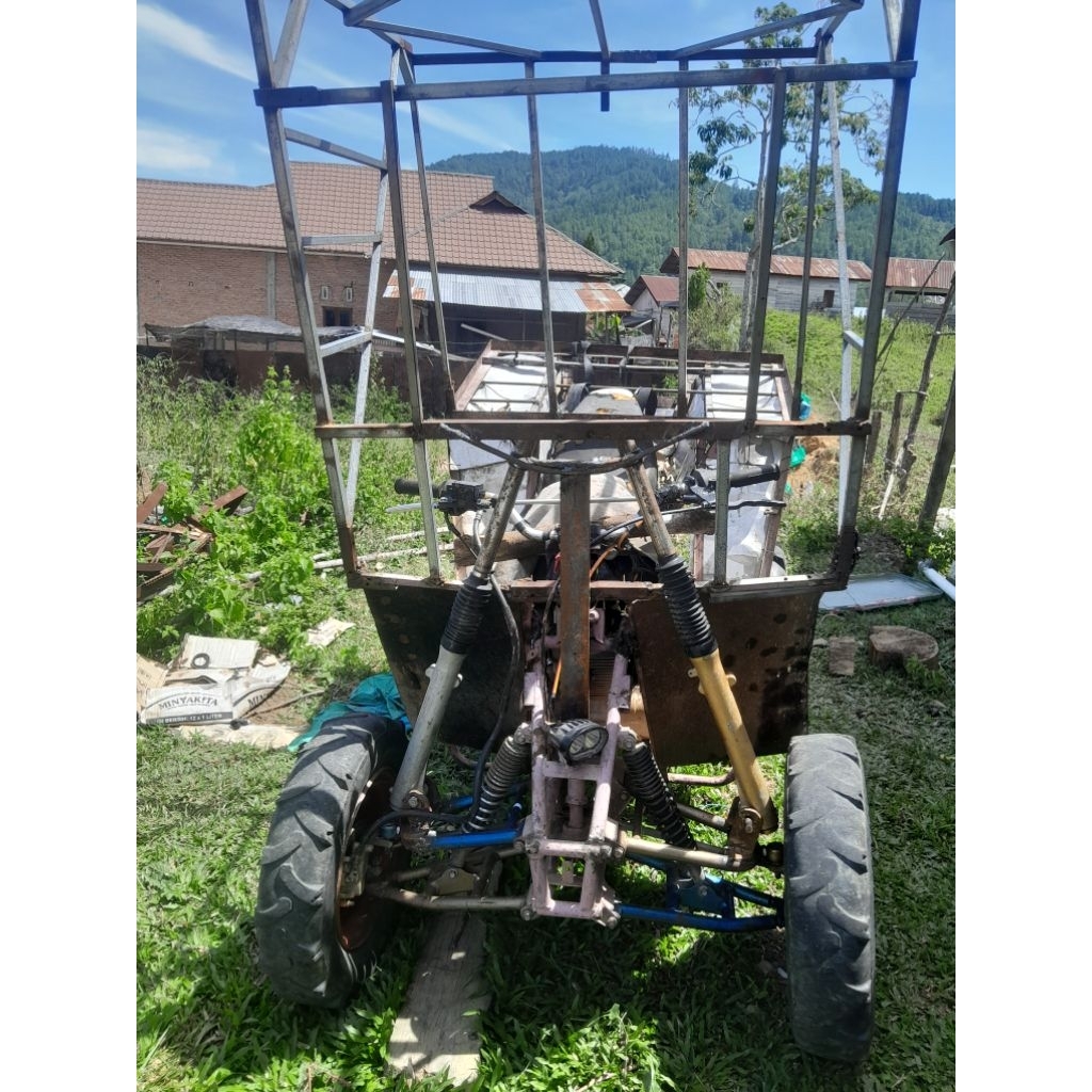 ATV motor 4 roda