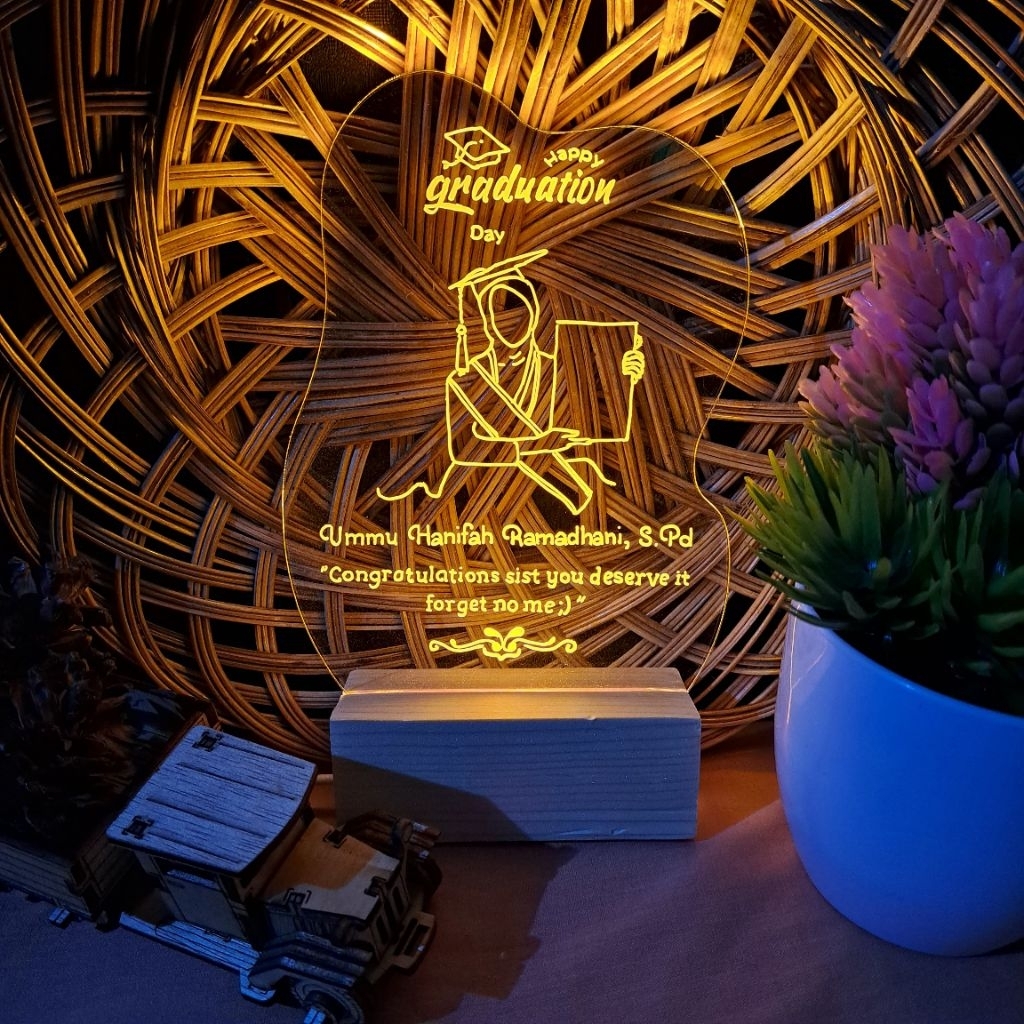 Bakulanku1717 [Termurah 1 Hari Jadi] Lampu Akrilik Custom, Gift Wisuda, Gift Custom Wisuda, Lampu