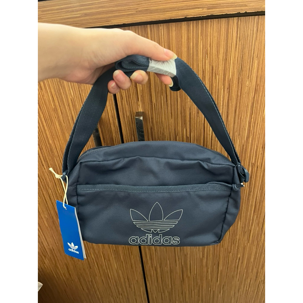 ADIDAS ORIGINAL Airliner Bag/Tas Olahraga Biru