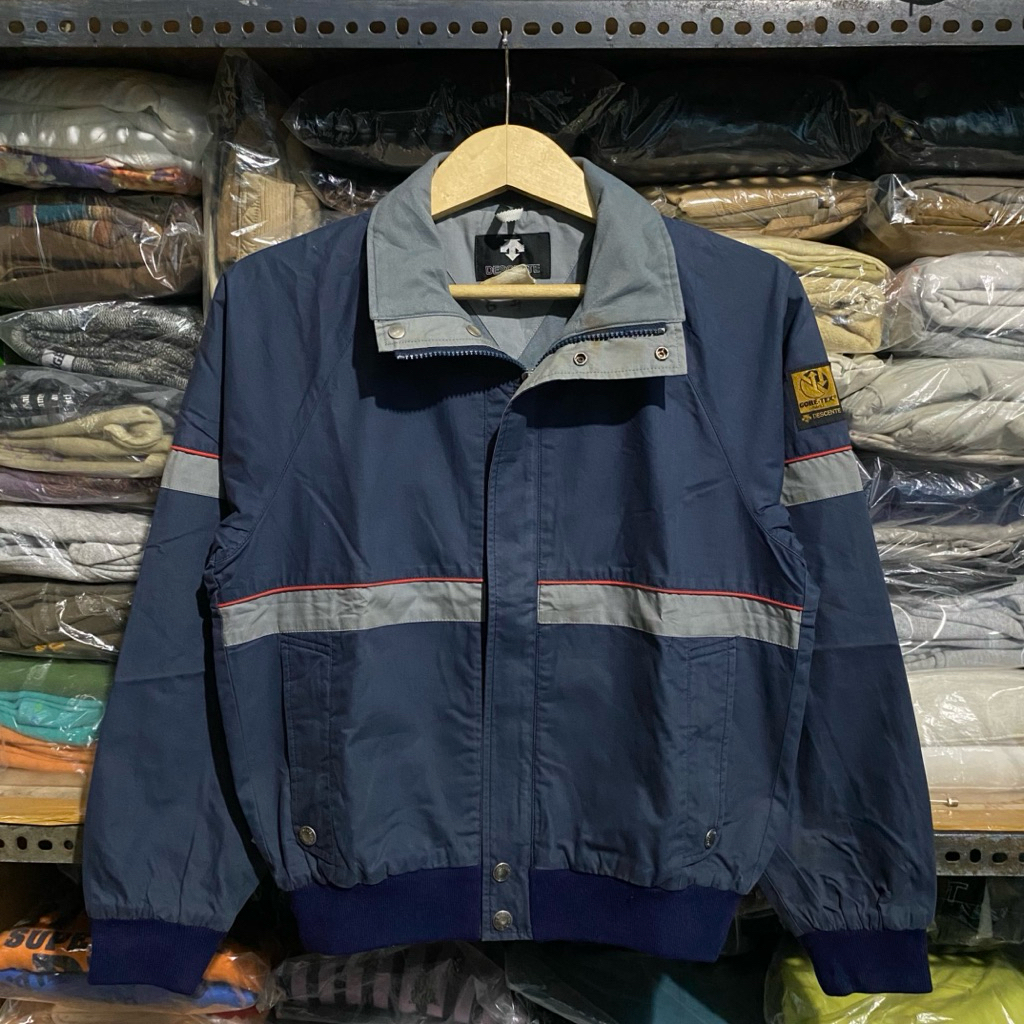 Vintage Descente Gore-Tex Jacket Biru Size 55x51