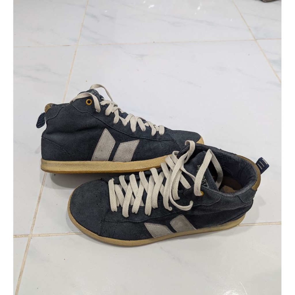 Macbeth London High Midnight Era Tom (size 39)