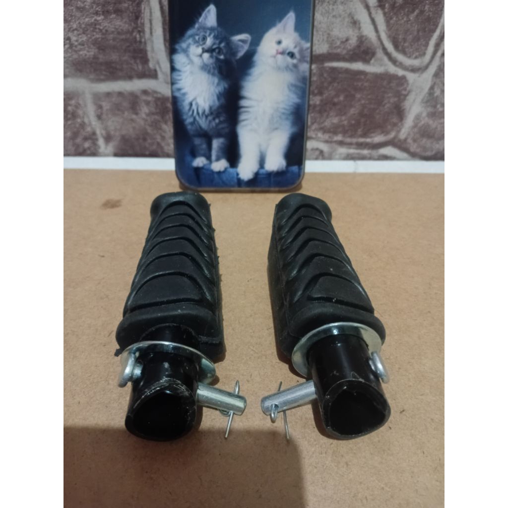 PIJAKAN KAKI BELAKANG REVO LAMA REVO ABSOLUTE BLADE NEW