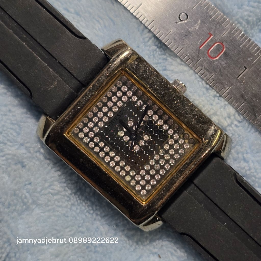 Jam Guess Kotak I65100L3 Original Bekas