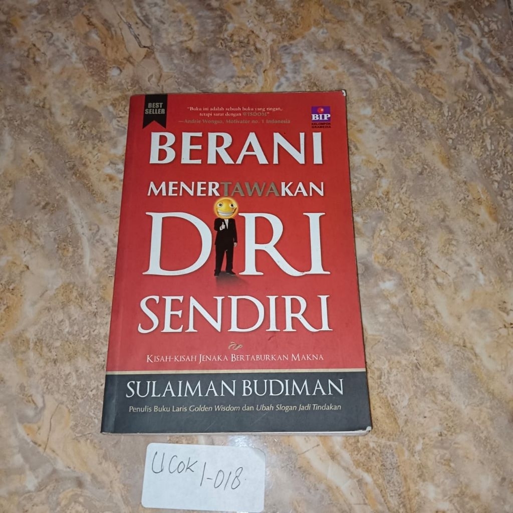 Buku Berani menertawakan diri sendiri - Sulaiman Budiman
