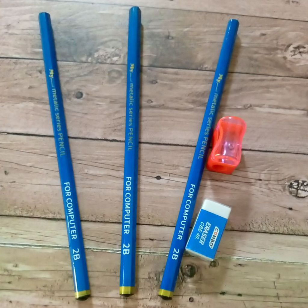 

pensil set 3 in 1
