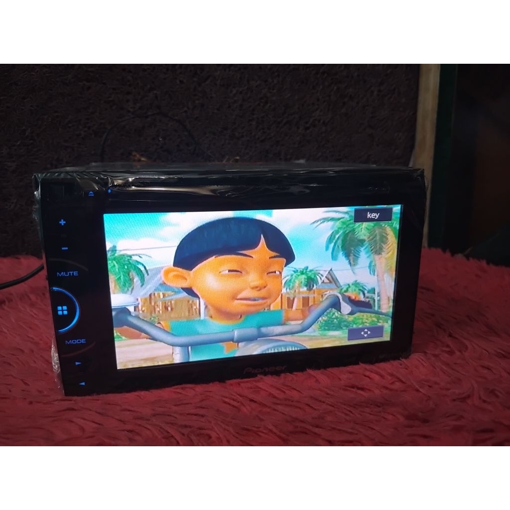 head unit dabeldin pioneer AVH-X1550DVD udah suppot blutoot