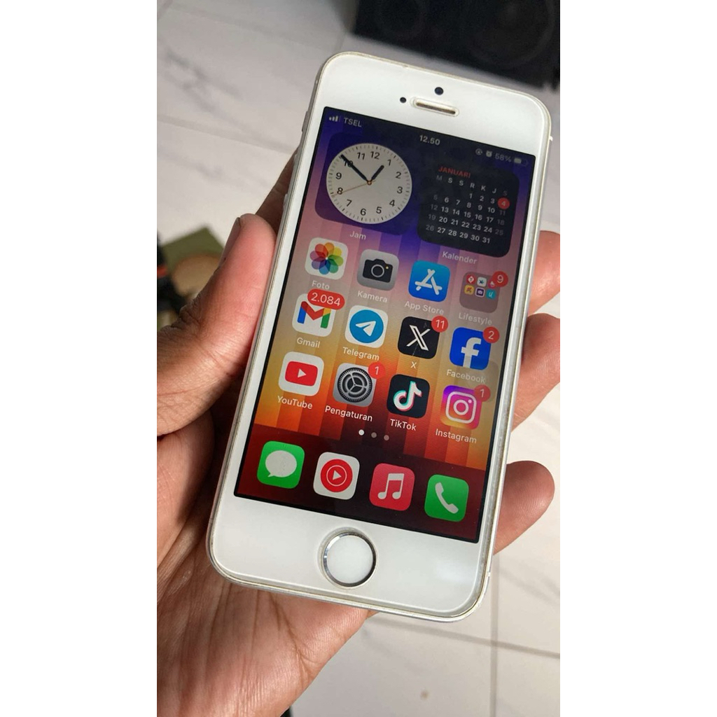 iphone se 128 gb 2016