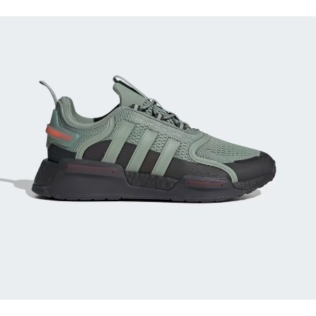 SEPATU CASUAL ADIDAS WANITA NMD_V3 HQ4444