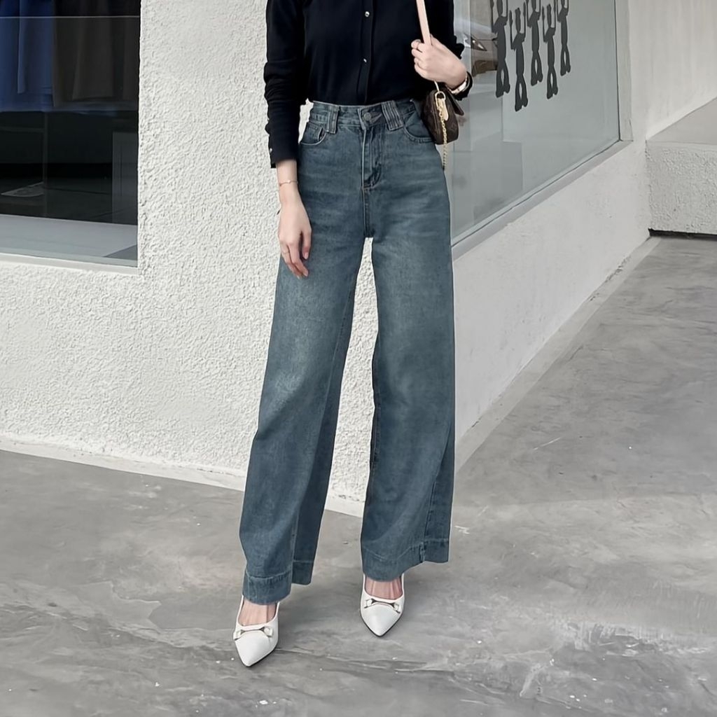 Celana Jeans Wanita Loose Highwaist Celana Jeans Pinggang Tinggi Korean style Celana Kulot Wanita