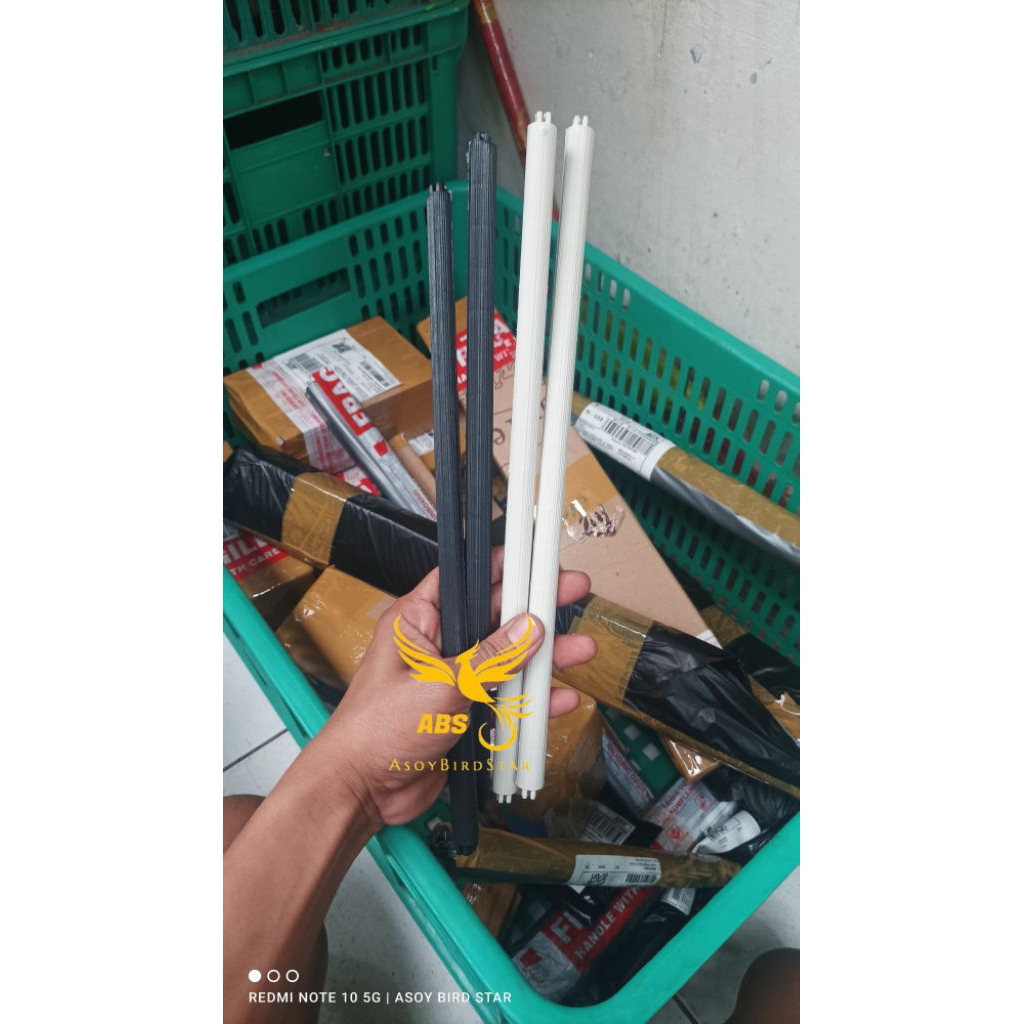 tangkringan lovebird silang sepasang