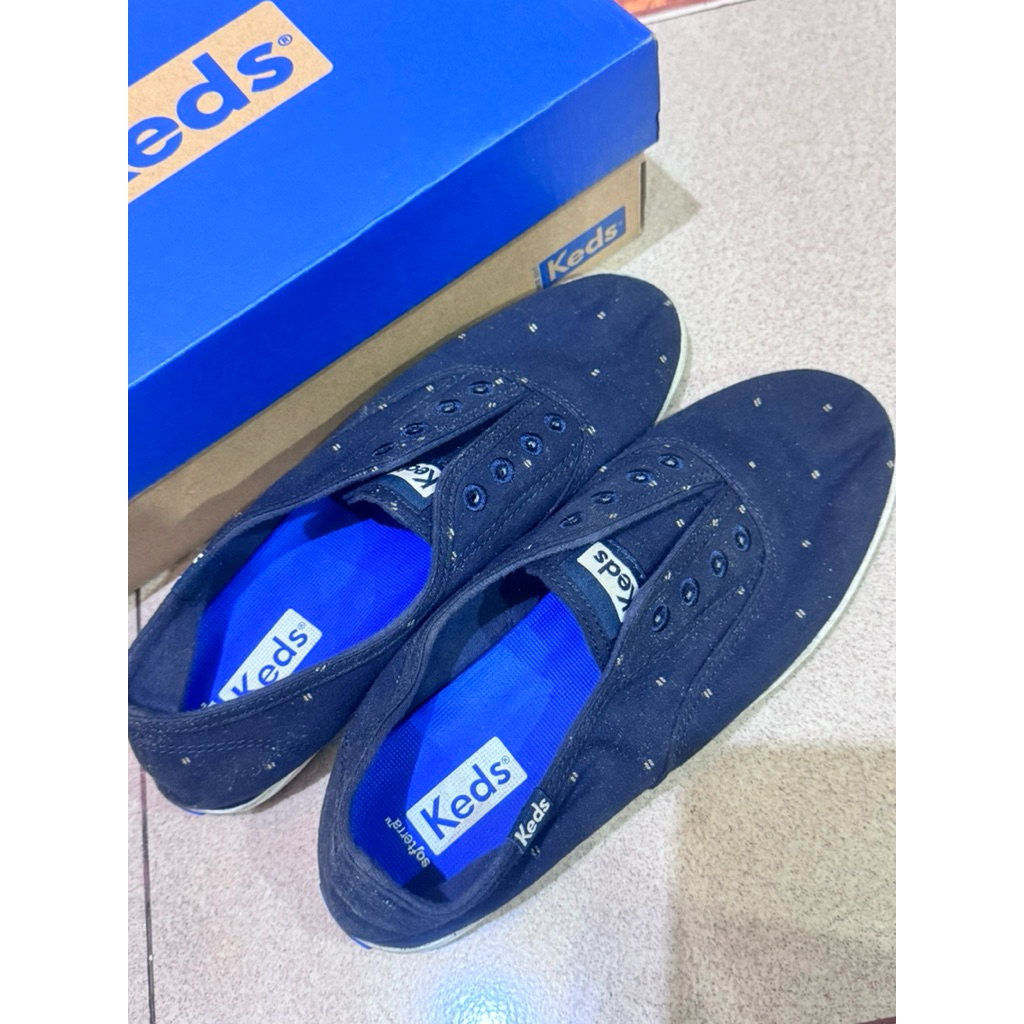 PRELOVED SEPATU KEDS CHILLAX