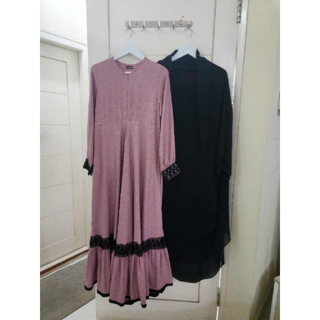 PRELOVED SET GAMIS RATNA SYARI WITH FK YOORA SARAH