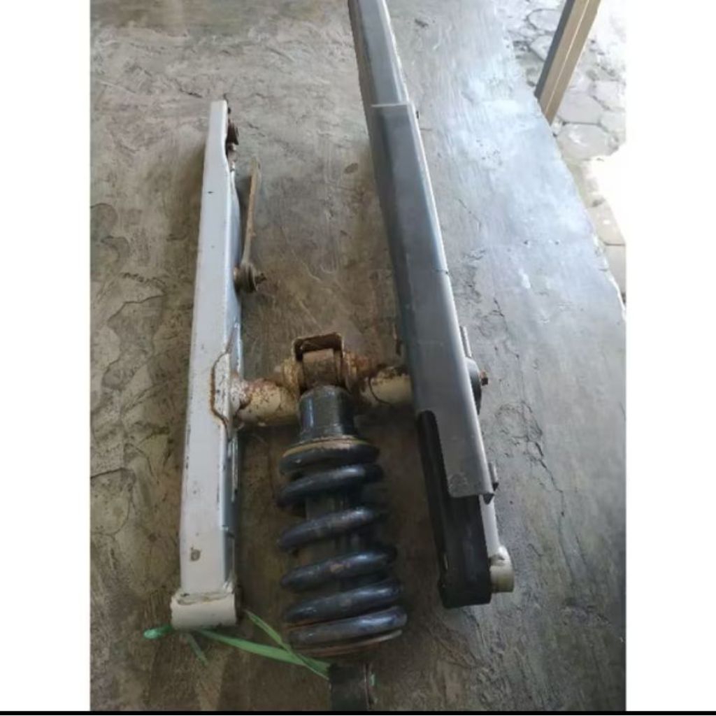 swing ARM / capit urang set monoshock Yamaha Jupiter MX OLD lama original bekas copotan second
