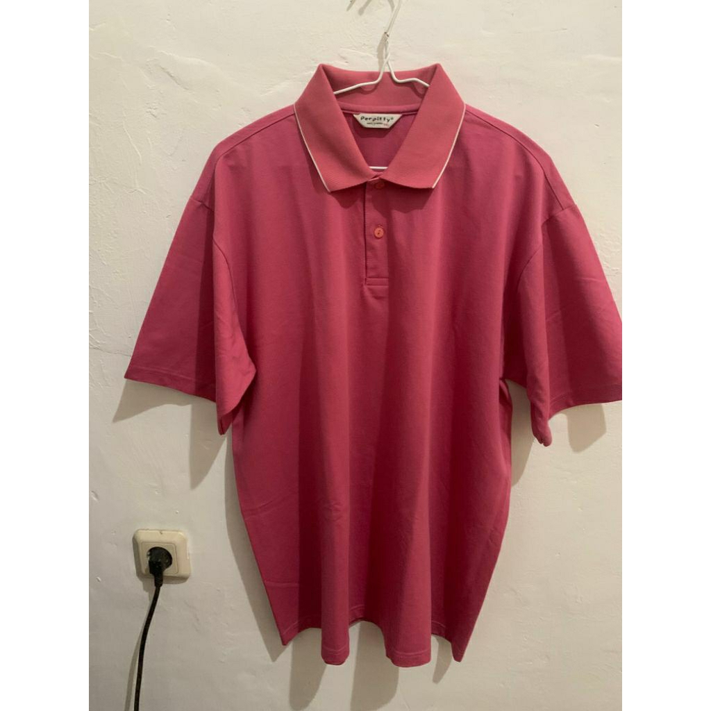 Kaos kerah / polo fuchsia by Perpitty