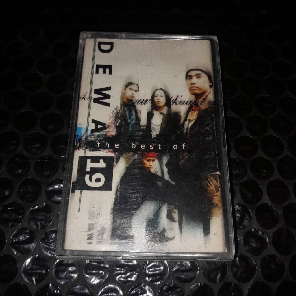 kaset pita dewa 19 the best of