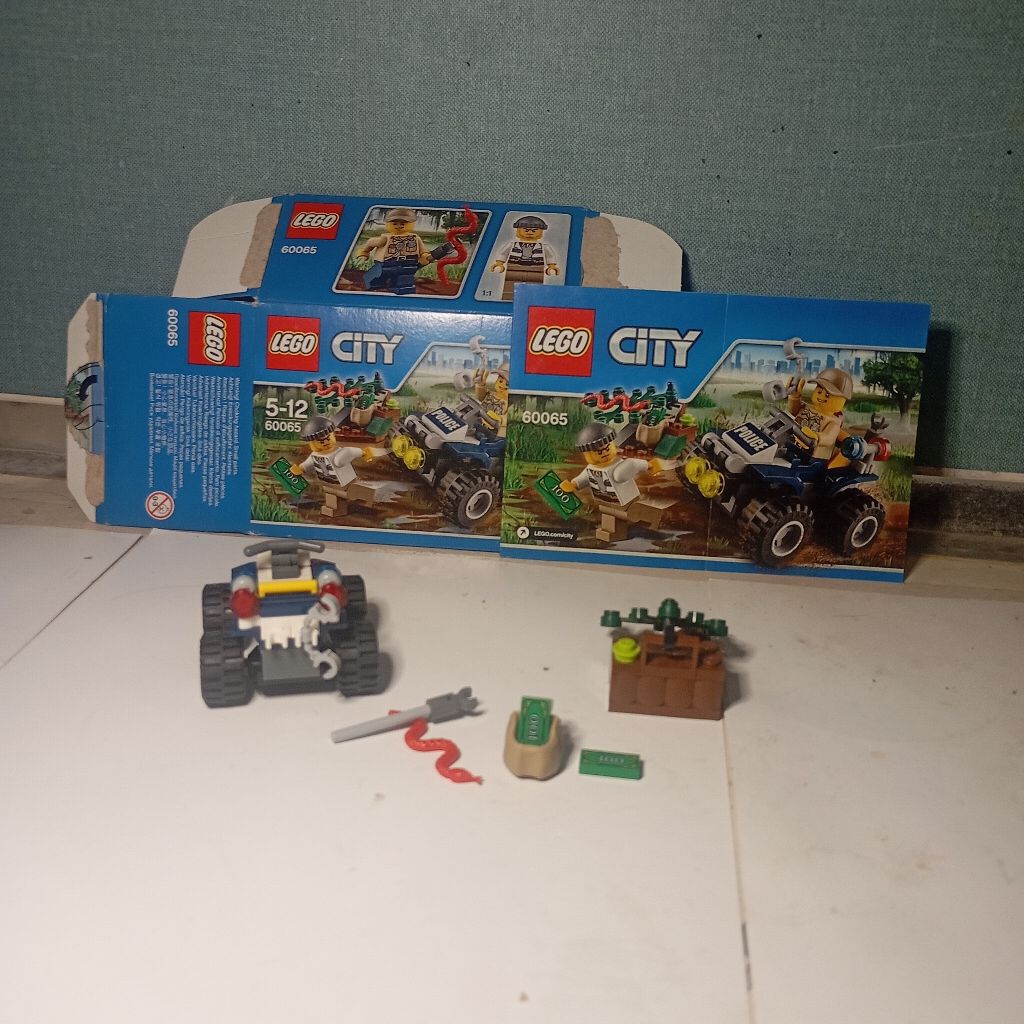 Lego city police atv starter set 60065