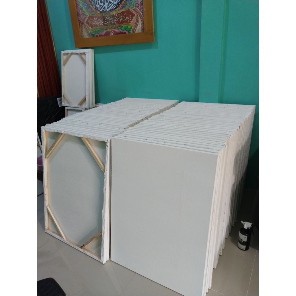 

Kanvas Lukis 100 x 120 cm