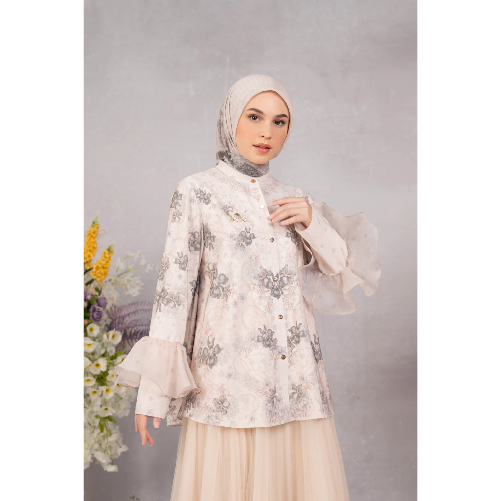 Klamby - Lathika Shirt Wearing Klamby Sale