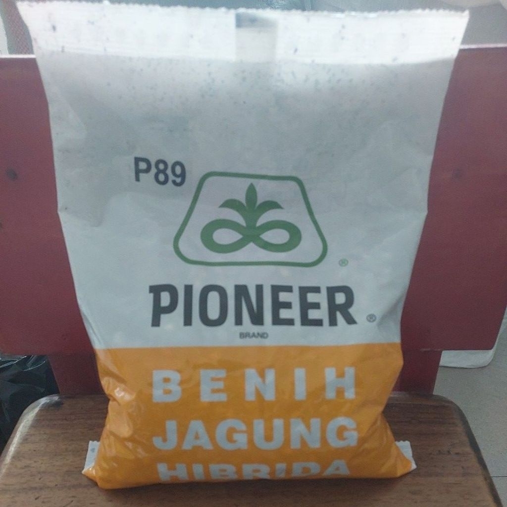 BENIH JAGUNG HIBRIDA PIONEER P89 1 KG