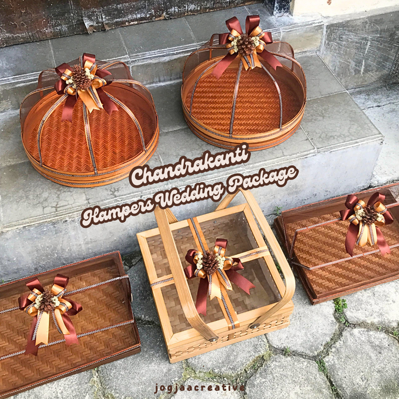 

Chandrakanti Hampers | BOX HANTARAN PERNIKAHAN SATUAN FREE PITA CANTIK Kotak hampers Seserahan lamaran murah unik Seserahan Pernikahan