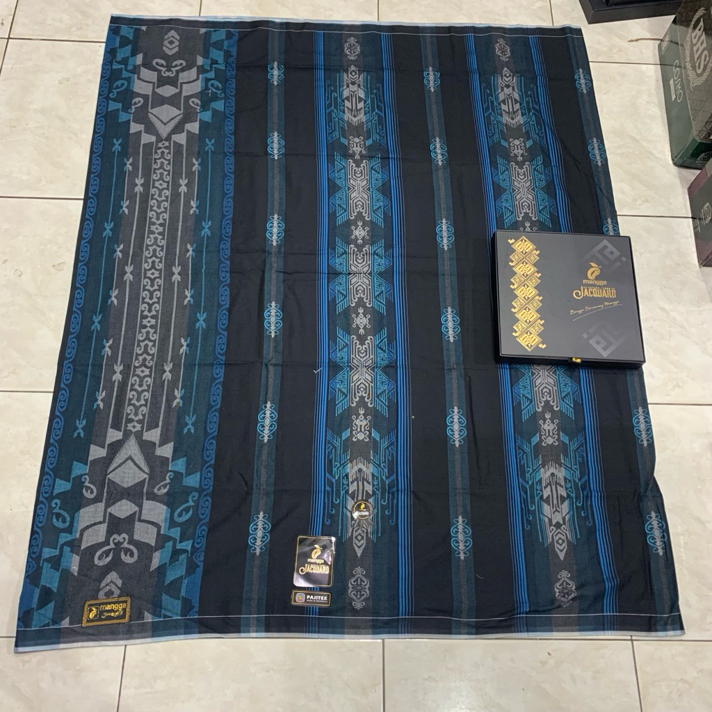 Mangga jacquard motif BHS