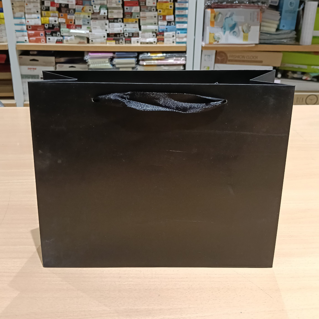 

Paperbag For Gifts - Tas Polos Untuk Hadiah