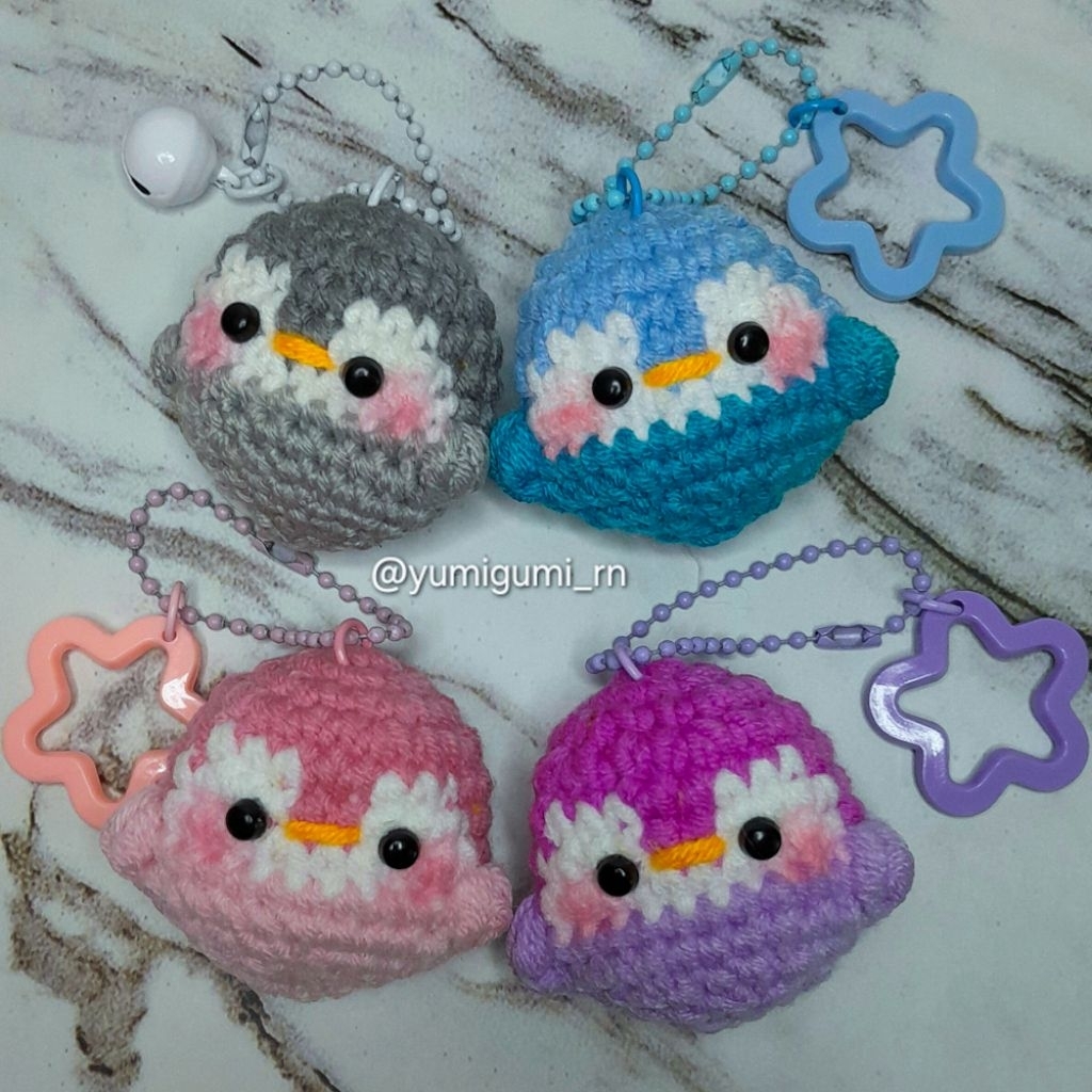 amigurumi pinguin | Gantungan boneka rajut pinguin