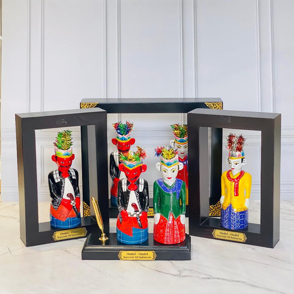 Pajangan Miniatur Ondel Kayu Jati / Pen Holder Ondel - Ondel / Miniatur Ondel Kayu