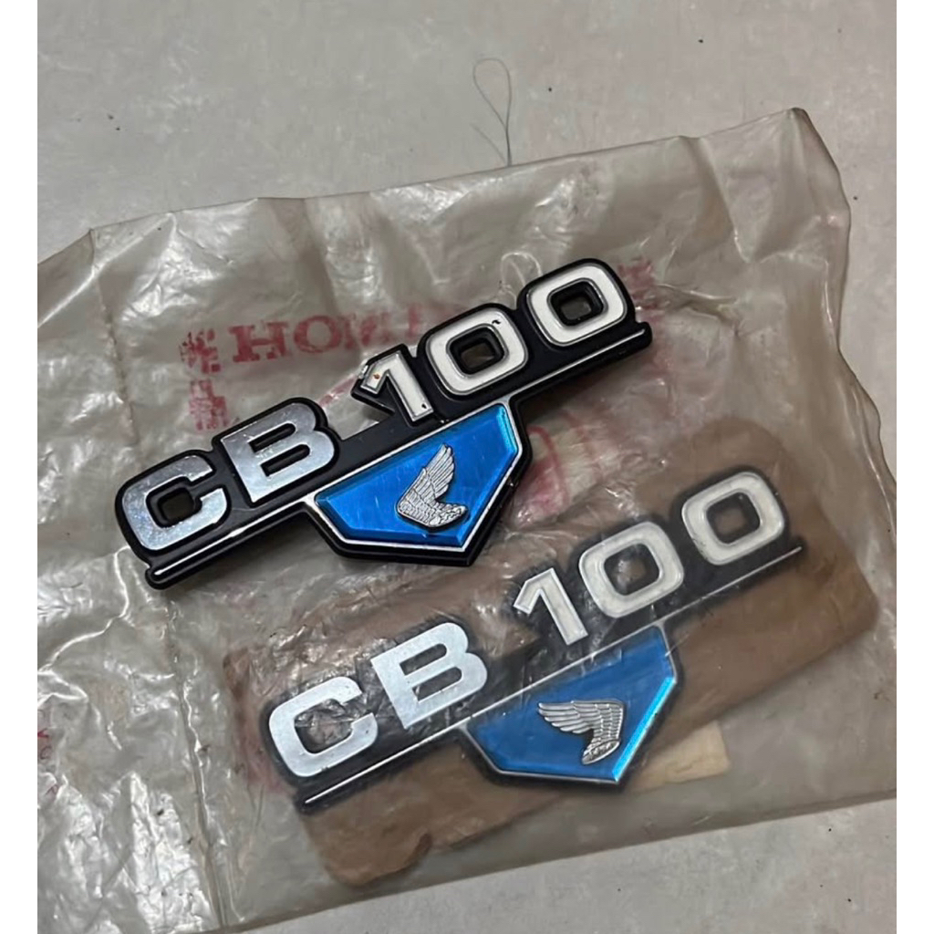 emblem box cover aki side honda cb100 original