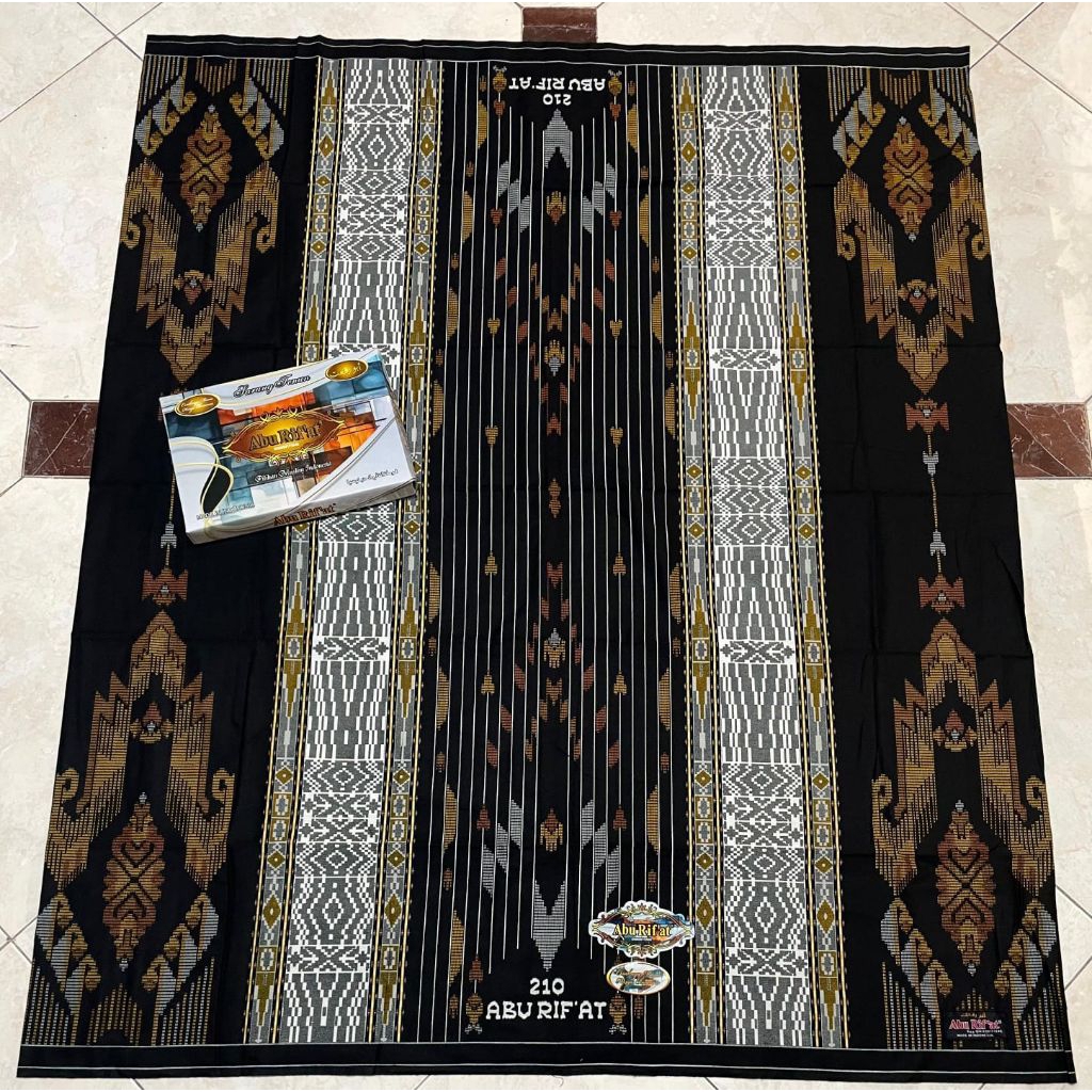 Sarung Abu Rifat Motif Spesial Sarung Abu Rif'at Motif Spesial New Sarung Abu Rifat Special Motif