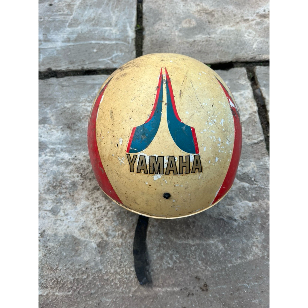 batok helm yamaha lawas original bekas