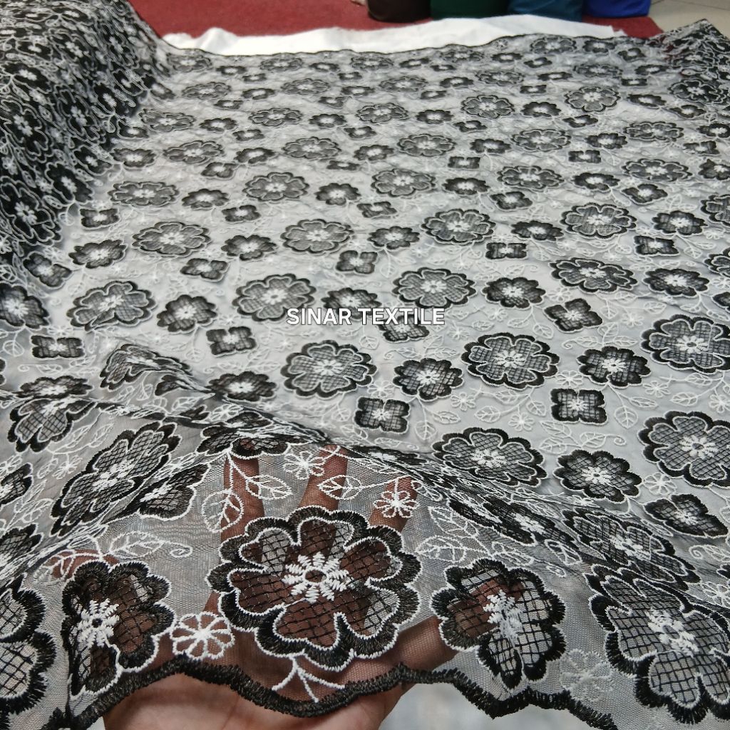 Kain tille bordir sunflower 3D premium kain tille kebaya wanita mewah