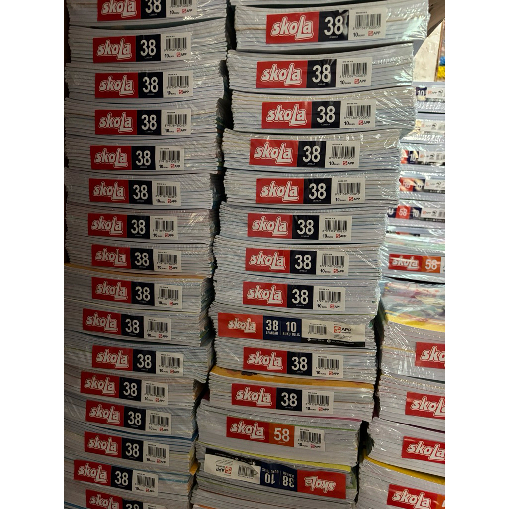 

[1 Karton] 1 Dus Buku Tulis Skola 38 Lembar Isi 32 Pack