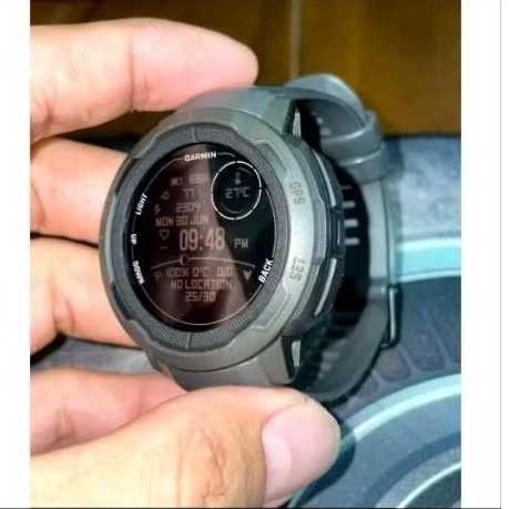garmin instinct 2 jam+carger saja mulus