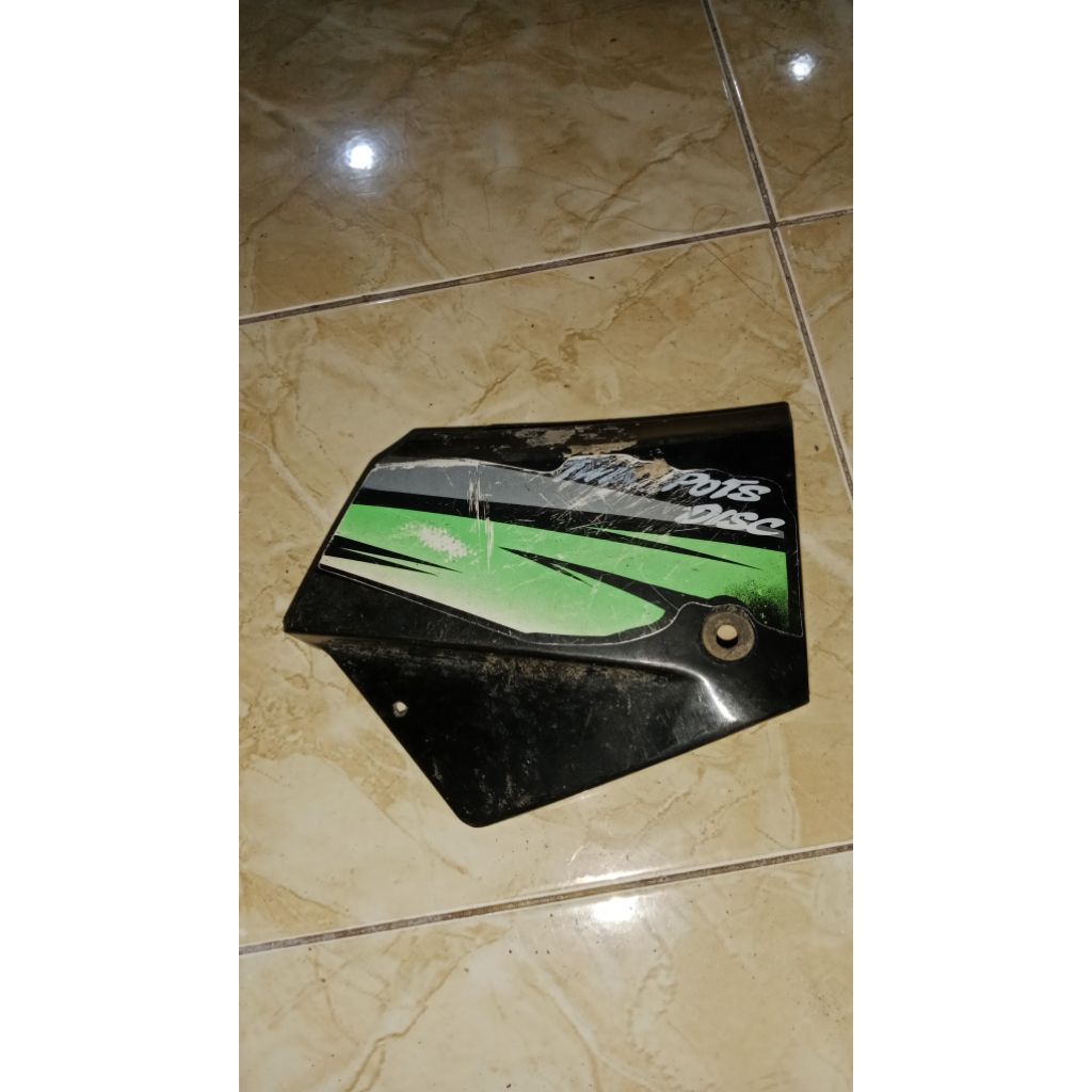 body tutup aki kawasaki kaze R