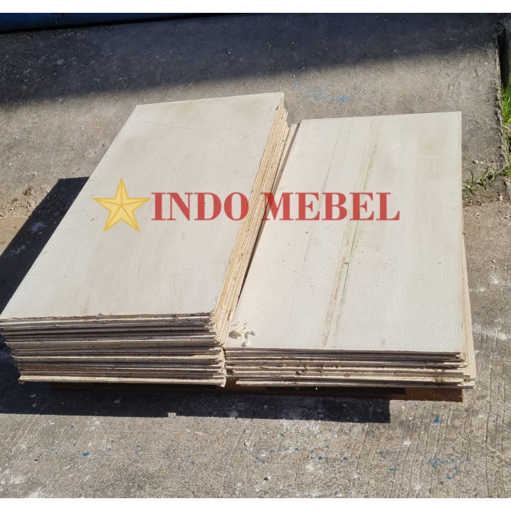 gypsum/gipsum plafon bekas gypsum/gipsum plafon pmbatas ruangan bekas layak pakai  ukuran 120x60 cm 