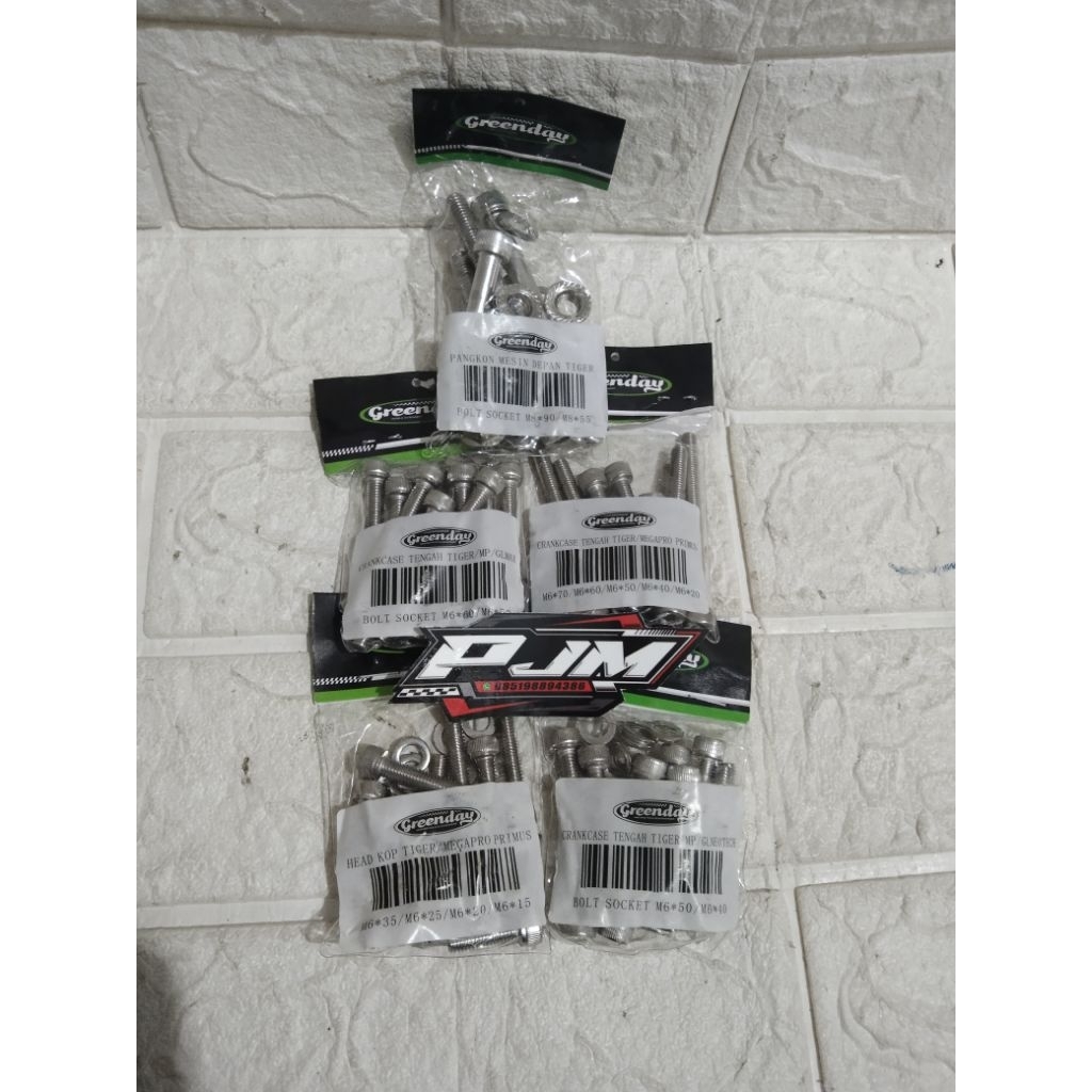 satu set Baut Mesin HEREX