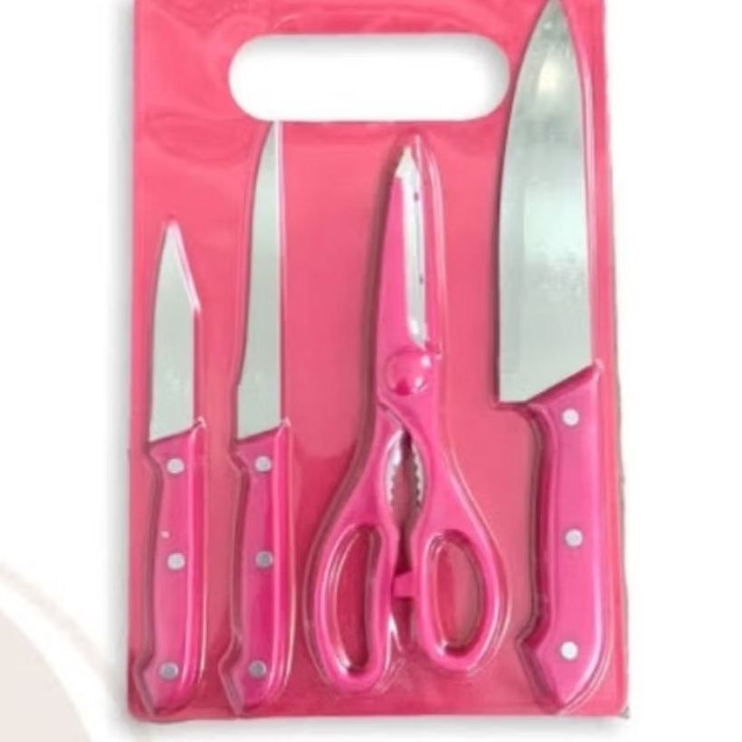 Set pisau dapur dan gunting dapur.