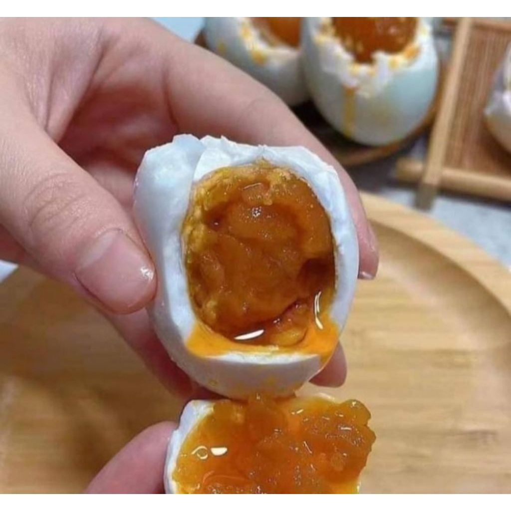 

10 butir telur bebek (asin Masir)