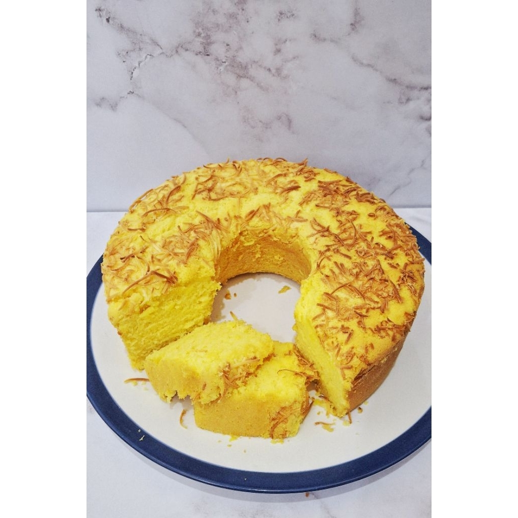 

Bolu Tape Keju Kismis Lembut Moist Legit Freshly Made by order premium ingredients