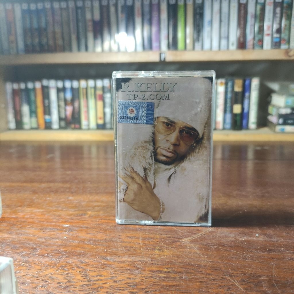 Kaset Pita R. Kelly TP-2 COM