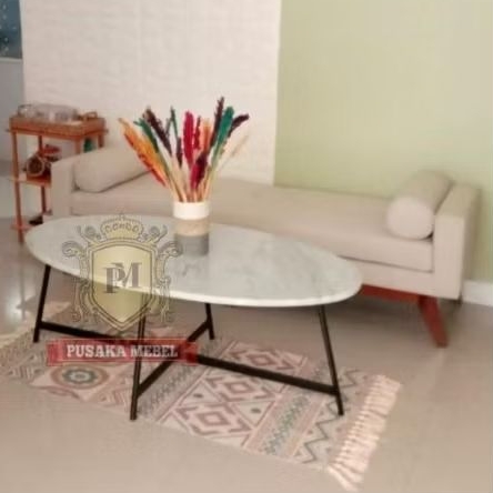 coffee table marmer putih oval rangka kaki besi hitam, meja tamu marmer asli putih model oval kaki b