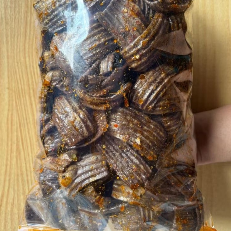 

Kerupuk seblak jengkol pedas daun jeruk