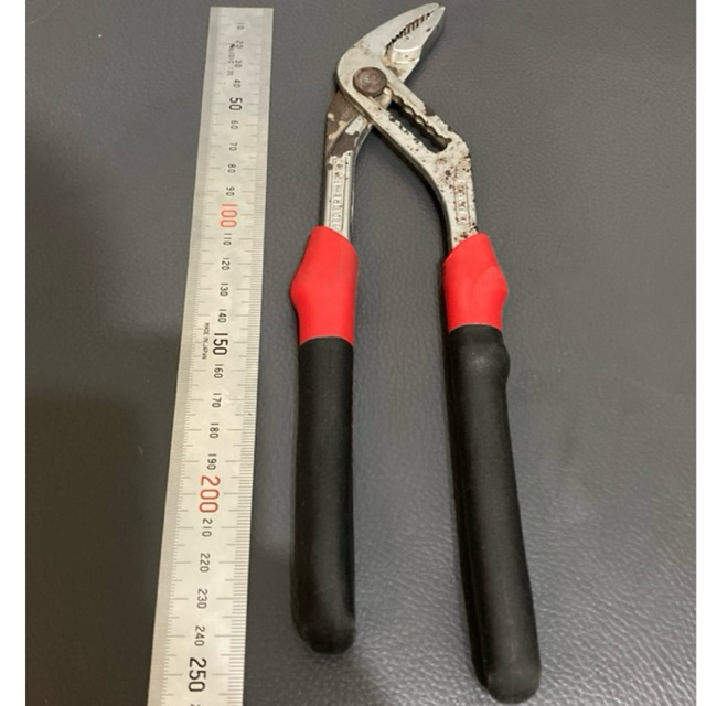 Tang burung Facom 180.CFE second