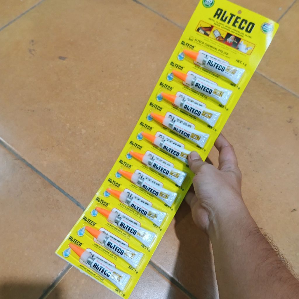 

1 Renceng Lem Alteco Isi 12 Pcs