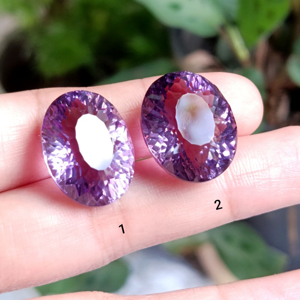 Batu Permata Natural Kecubung Ungu Big Size Bentuk Cutting Oval HQ - Permata Amethyst