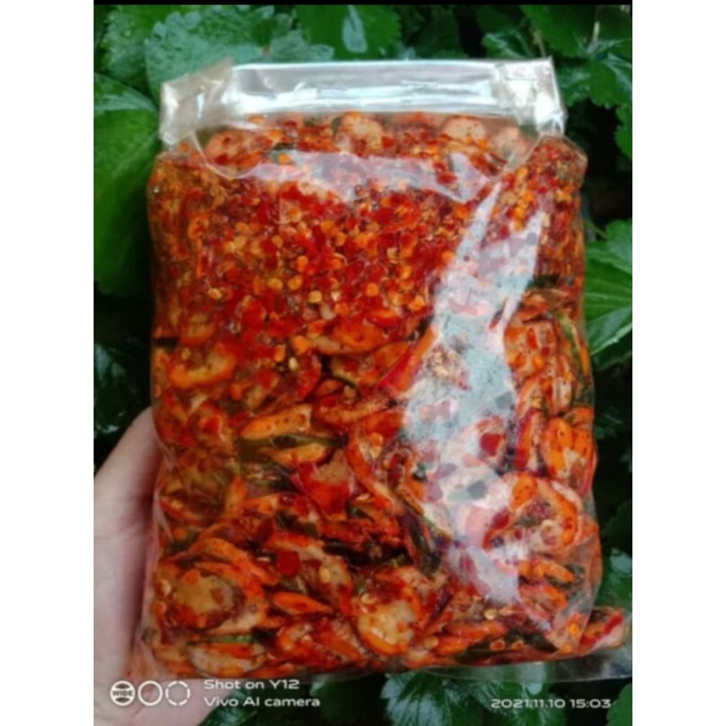 

KEMPLANG BANTAT KRIUK EXTRA PEDAS DAUN JERUK ISI 250GRAM