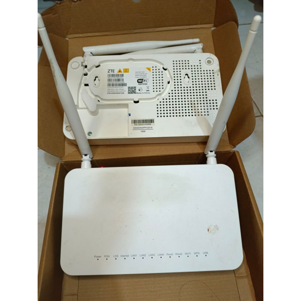 Router Wifi GPON ONT ZTE F609 V3 Port Biru dan Port Hijau