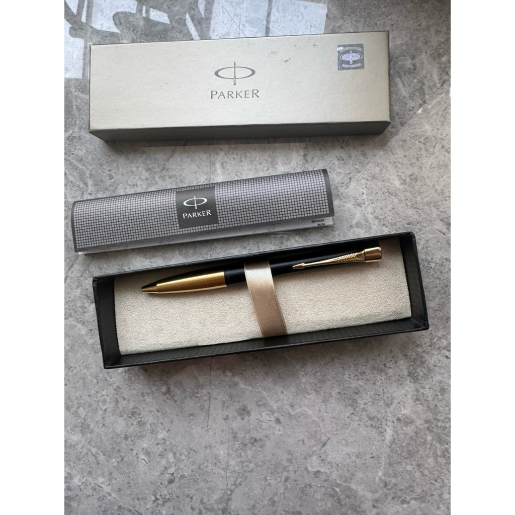 

Bolpen Parker Urban Matte Gold